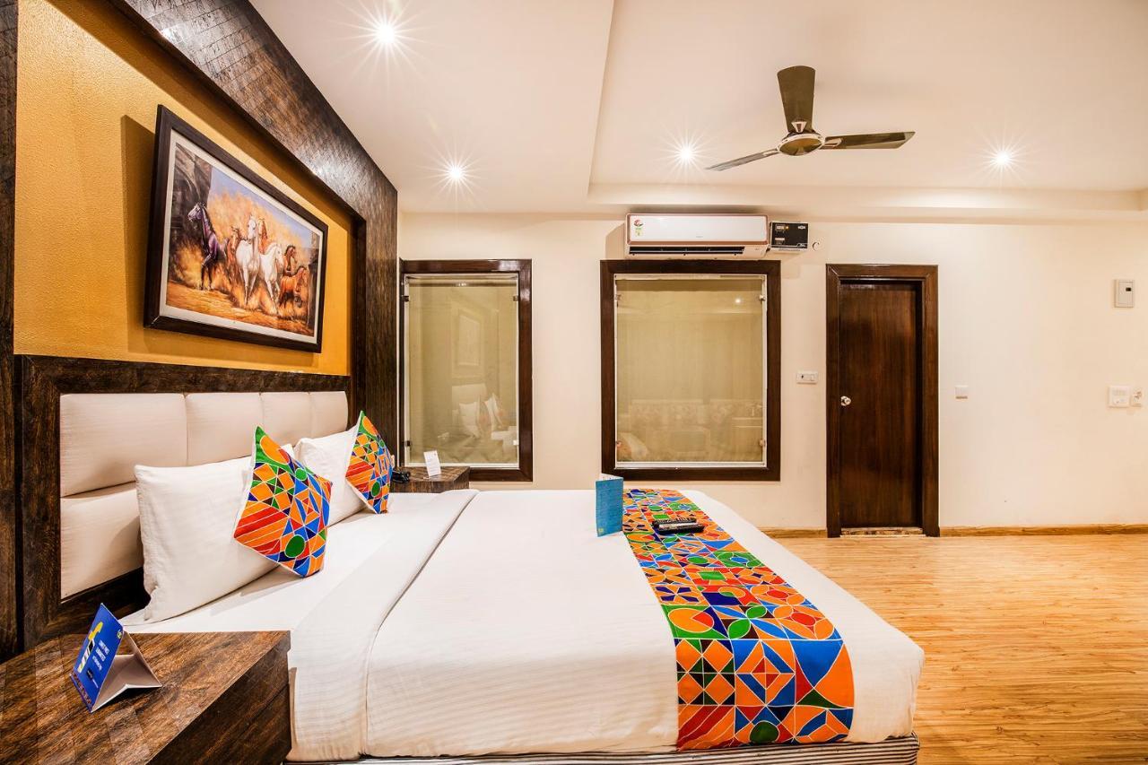 Fabhotel Shoba Estate Delhi Airport New Delhi Bagian luar foto